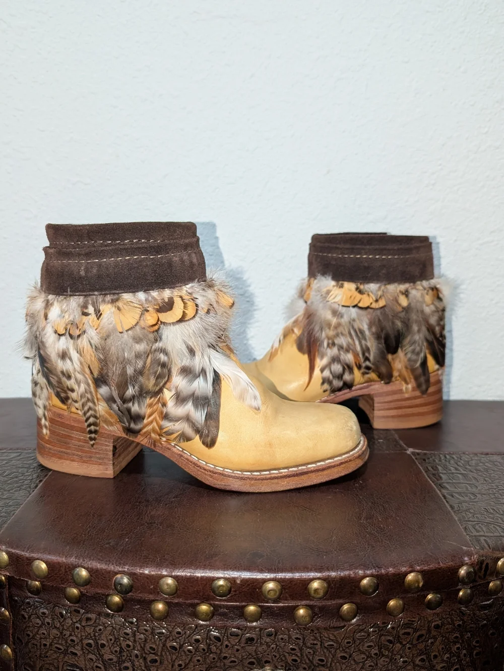 Vintage Frye Campus Banana Short Boots With Custom Feather Trim Size 6